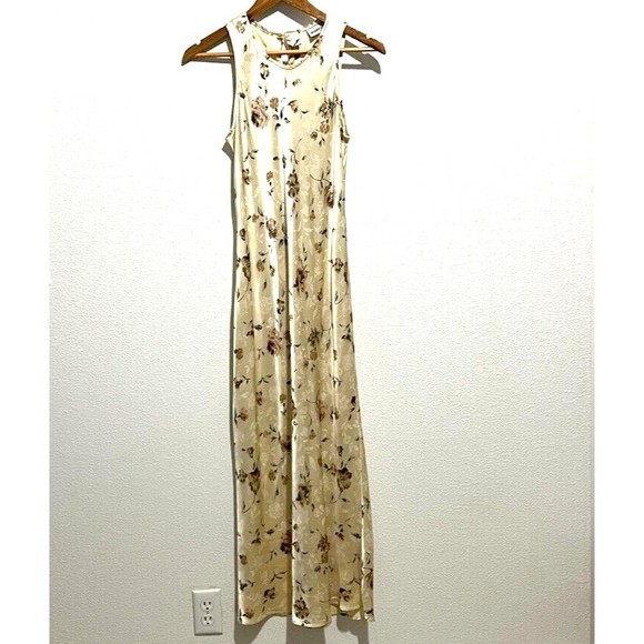 1990s Classic Silky Floral Brocade Sleeveless Dress-Back Button Key Hole Closure - Picture 3 of 13